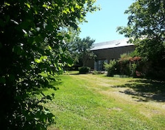 Casa rural Gite La Grange (Saint-Laurent-d'Olt, Francuska)