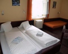 Hotel Pod Lanovkou (Jáchymov, Tjekkiet)
