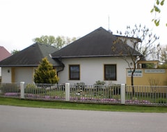 Toàn bộ căn nhà/căn hộ Privat Buk 100 (Jindřichův Hradec, Cộng hòa Séc)