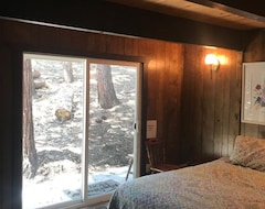 Koko talo/asunto Ash Family Cabin (Long Barn, Amerikan Yhdysvallat)