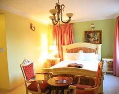 Bed & Breakfast Serene Suites Hotel (Kampala, Uganda)