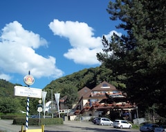 Khách sạn Brandbach Hotel (Sasbachwalden, Đức)