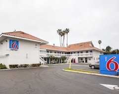 Hotelli Motel 6 Ventura Downtown (Ventura, Amerikan Yhdysvallat)