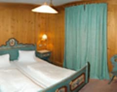 Khách sạn Double Room With Shower, Toilet - Andrelwirt, Hotel Landgasthof (Rauris, Áo)