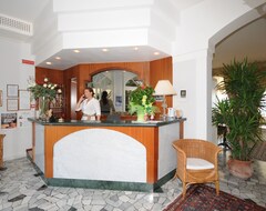 Hotel Ariston (Caorle, Italija)