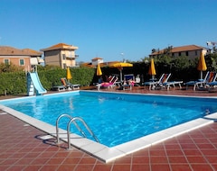 Khách sạn Residence Mizar 2 (Pietra Ligure, Ý)