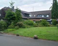 Otel Krickenbecker See (Nettetal, Almanya)