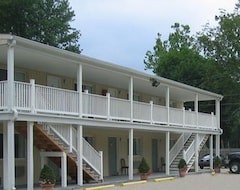 Hotel Maple Leaf Motel (New Milford, Sjedinjene Američke Države)