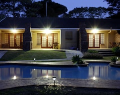 Khách sạn African Aquila Guest Lodge (Port Elizabeth, Nam Phi)