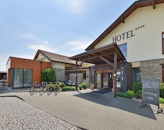 Khách sạn Hotel Happy Star (Znojmo, Cộng hòa Séc)