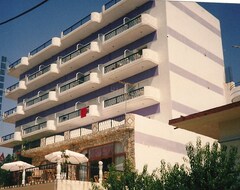 Hotel Tsolaridis (Kyparissia, Greece)