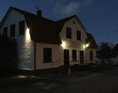 Hostel Stenkyrka Mejeri (Tingstäde, Švedska)