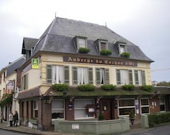 Hotel L'Auberge Du Cochon D'Or (Beuzeville, France)