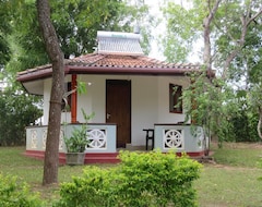 Khách sạn Calm Garden Cabanas (Tangalle, Sri Lanka)