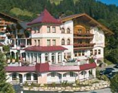 Familien- und Wellnesshotel Hanneshof (Kleinarl, Austria)