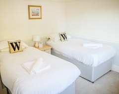 Khách sạn The Woodlands Hotel (Sidmouth, Vương quốc Anh)