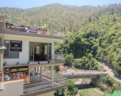 Hotel River Crown (Shimla, Indija)