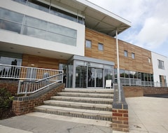 Khách sạn Bisham Abbey National Sports Centre (Marlow, Vương quốc Anh)