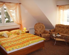 Khách sạn Penzion Pod Boubinem (Kubova Hut, Cộng hòa Séc)