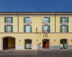 Khách sạn Hotel Gambara (Gambara, Ý)
