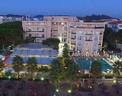 Khách sạn Klajdi Resort & Spa (Golem, Albania)
