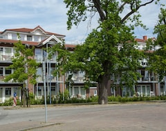 Hafenhotel Viktoria (Putbus, Germany)