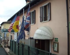 Khách sạn Hotel Lonatino (Lonato del Garda, Ý)