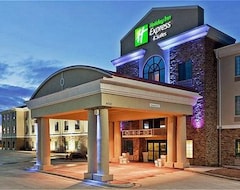Holiday Inn Express & Suites Clovis, an IHG Hotel (Clovis, USA)