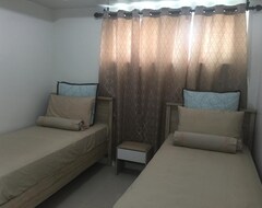 Hotel Residences Moa (Manila, Philippines)