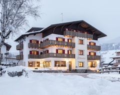 Khách sạn Hotel Dolomiten (Welsberg-Taisten, Ý)
