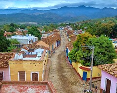 Bed & Breakfast Hostal Enrico y Dayana (Trinidad, Cuba)