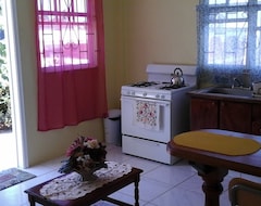 Hele huset/lejligheden Wallhouse Apartment 2 (Roseau, Dominica)