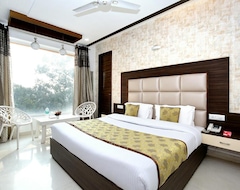 Hotel Yellow (Chandigarh, Hindistan)