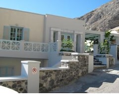 Căn hộ có phục vụ Villa Anneta (Kamari, Hy Lạp)