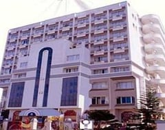 Khách sạn SPOT ON 33415 Hotel Oriental Towers (Thanjavur, Ấn Độ)