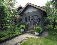 Casa/apartamento entero New! Family Home, Walk To Buffalo Lake & Breweries (Buffalo, EE. UU.)