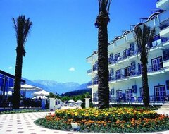 Hotel Larissa Blue Resort (Kiriş, Türkiye)