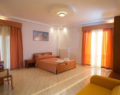 Hotel Agyra (Nei Pori, Grčka)
