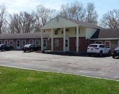 Khách sạn Colonial West Motel (Batavia, Hoa Kỳ)