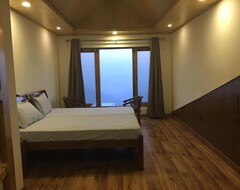 Hotel The Peak (Chail, India)