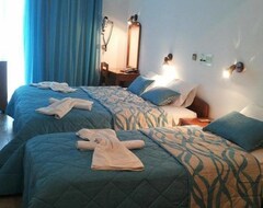 Khách sạn Hotel Oceanis (Poros, Hy Lạp)
