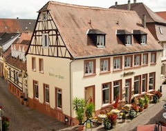 Khách sạn Hotel zur Post (Blieskastel, Đức)
