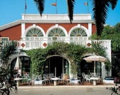 Hotel del Almirante Collingwood House (Es Castell, Spain)