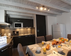 Koko talo/asunto “chalet Changalan” T4 Large Apartment With Sheets Included For 6/8 People. (Vars, Ranska)