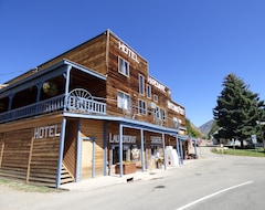 Hitching Post Hotel And Feed Store (Crawford, ABD)