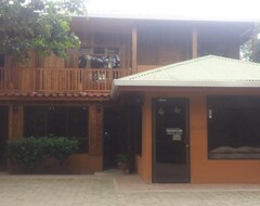 Khách sạn Monteverde Villa Lodge (Santa Elena, Costa Rica)