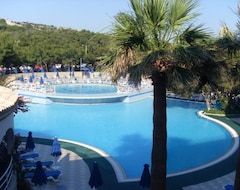 Hotel Kalithea Mare Palace (Kallithea, Yunanistan)