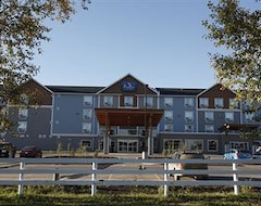 Khách sạn Pomeroy Inn & Suites at Olds College (Olds, Canada)