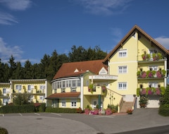 Hotel Panoramahof Ziegler (Bad Waltersdorf, Austria)
