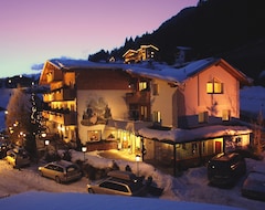 Hotel Pettneuerhof (Pettneu am Arlberg, Austrija)